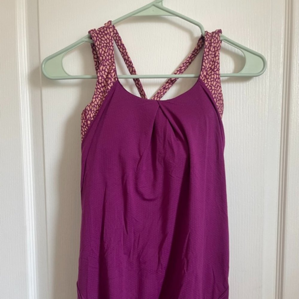 2Lululemon Sports Bras and Tank Top Bundle - Size 2-4, Good Condition!